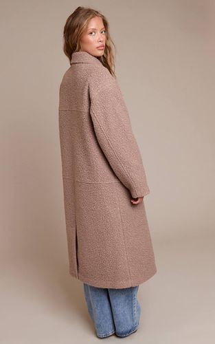 Manteau Maxi En Bouclé À Double Boutonnage | Taille Medium - PrettyLittleThing - Modalova