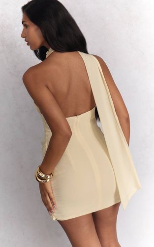 Cream Mini Robe Portefeuille Tissée À Col Licou | Taille 42 - PrettyLittleThing - Modalova