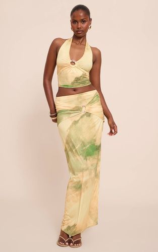 Green Ensemble Jupe Longue Fluide À Imprimé Abstrait Avec Détails Froncés | Taille 32 - PrettyLittleThing - Modalova