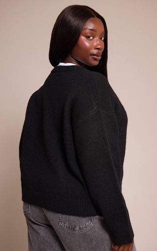 Black Gilet Grande Taille Col Rond À Détails Oversize Et Maille Brossée | Taille 3XL - PrettyLittleThing - Modalova