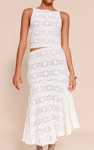 Cream Jupe Midi En Dentelle Texturée | Taille 42 - PrettyLittleThing - Modalova