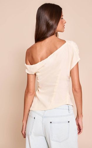 Cream Haut Long Drapé Asymétrique En Mousseline | Taille 32 - PrettyLittleThing - Modalova