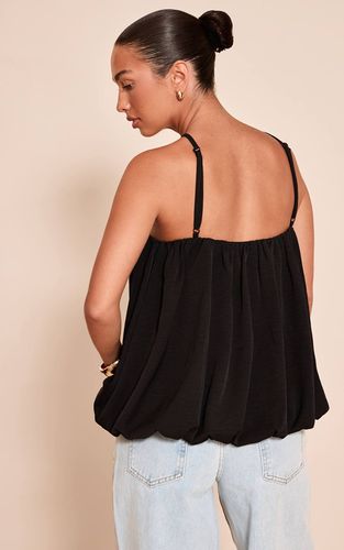Black Top Boule En Mousseline De Soie À Col Licou | Taille 36 - PrettyLittleThing - Modalova
