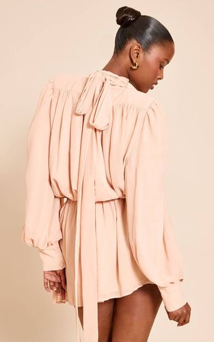 Blush Robe Droite À Manches Longues En Mousseline Structurée | Taille 32 - PrettyLittleThing - Modalova