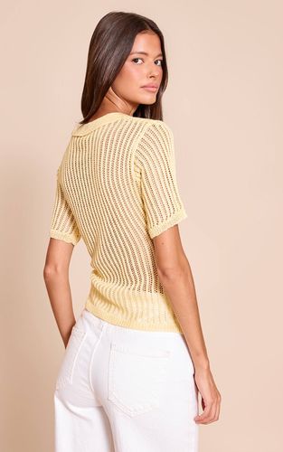Lemon Haut Polo En Maille À Col V | Taille XS - PrettyLittleThing - Modalova