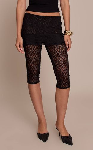 Black Capri À Basque Avec Jupe En Dentelle | Taille 32 - PrettyLittleThing - Modalova