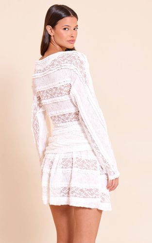 White Robe Droite Courte En Dentelle À Encolure Bateau | Taille 42 - PrettyLittleThing - Modalova