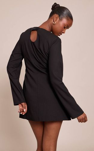 Black Robe Courte Tissée À Manches Longues | Taille 42 - PrettyLittleThing - Modalova