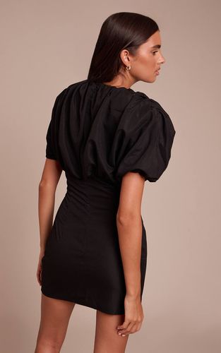 Black Robe Moulante À Détails Bouffants | Taille 32 - PrettyLittleThing - Modalova