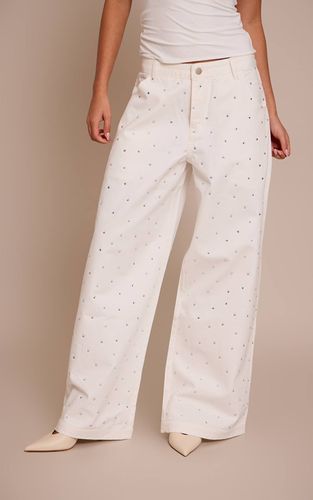 White Jean Denim Large Taille Basse Décontracté Avec Strass | Taille 32 - PrettyLittleThing - Modalova