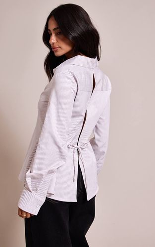 White Chemise À Col Avec Lien Dans Le Dos Petite | Taille 32 - PrettyLittleThing - Modalova