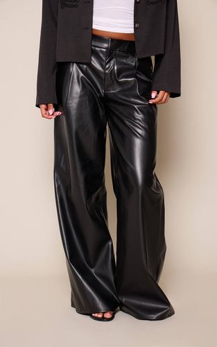 Black Pantalon Plissé En Synthétiquecuir | Taille 42 - PrettyLittleThing - Modalova