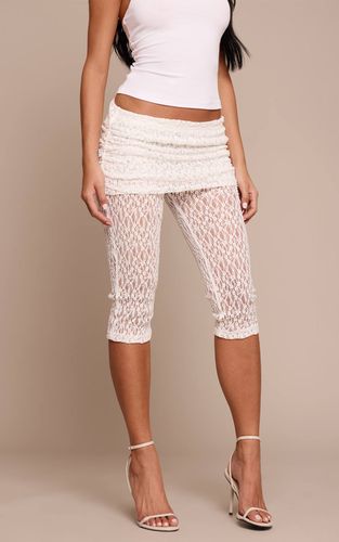 White Capri En Dentelle À Taille Repliée | Taille 32 - PrettyLittleThing - Modalova