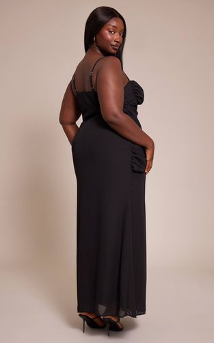Black Robe Longue En Mousseline Avec Détail Drapé Grande Taille | Taille 46 - PrettyLittleThing - Modalova