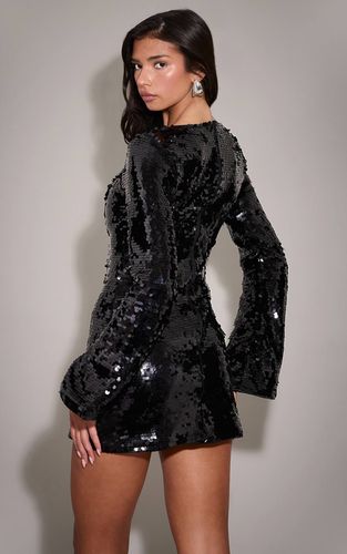 Black Robe Droite À Encolure Bateau Ornée De Sequins | Taille 42 - PrettyLittleThing - Modalova
