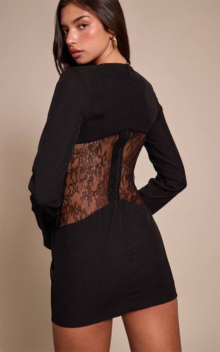 Black Robe Courte En Dentelle Avec Détails Ajourés | Taille 42 - PrettyLittleThing - Modalova
