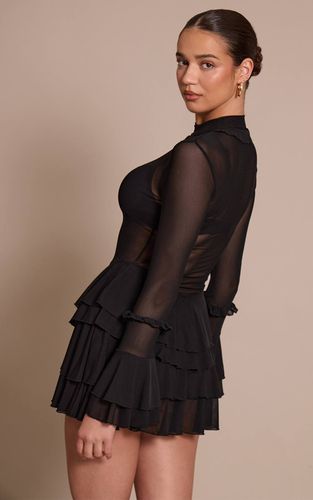Black Robe Smock En Mesh Avec Détails À Volants | Taille 32 - PrettyLittleThing - Modalova