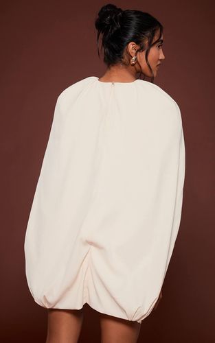 Cream Robe Moulante Courte Asymétrique Tissée | Taille 42 - PrettyLittleThing - Modalova