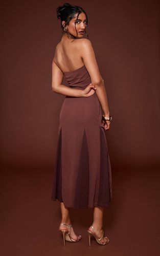 Brown Robe Mi-longue Bustier À Godets Chocolat | Taille 32 - PrettyLittleThing - Modalova