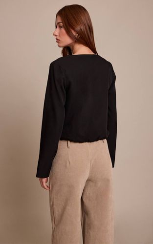 Black Haut Plongeant Drapé Tissé | Taille 32 - PrettyLittleThing - Modalova