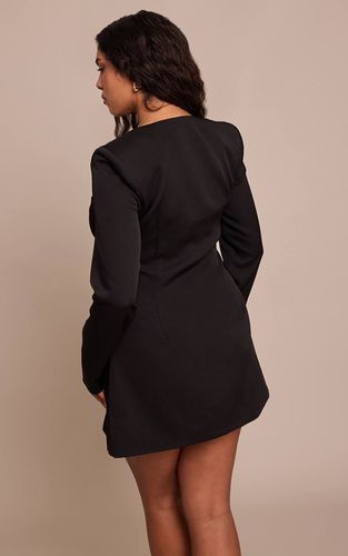 Black Robe Mini Ajustée À Encolure Carrée Avec Ornement Vague De Diamants | Taille 36 - PrettyLittleThing - Modalova