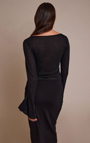 Black Haut En Jersey Texturé À Col Rond Et Manches Longues Évasées | Taille 32 - PrettyLittleThing - Modalova