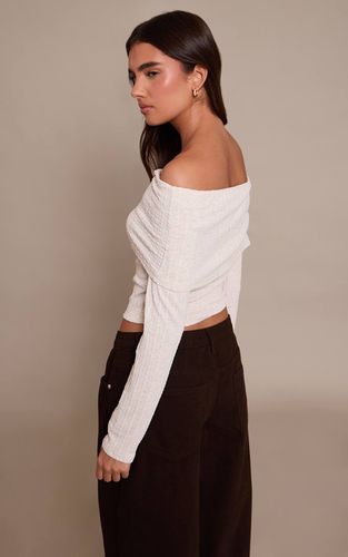 Stone Haut Épaules Dénudées À Manches Longues En Maille Torsadée Texturée | Taille 44 - PrettyLittleThing - Modalova