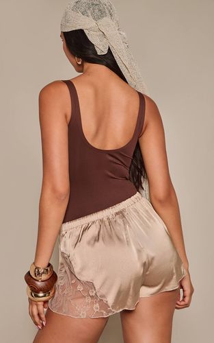 Stone Short En Satin À Lacets Avec Cordon De Serrage | Taille 32 - PrettyLittleThing - Modalova