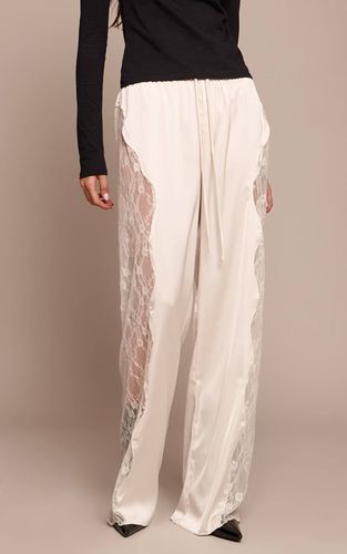 Cream Pantalon En Satin À Lacets Avec Cordon De Serrage | Taille 42 - PrettyLittleThing - Modalova