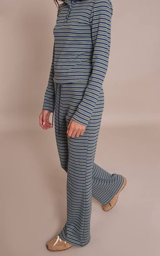 Green Pantalon Évasé Ajusté En Molleton Doux À Fines Rayures | Taille 42 - PrettyLittleThing - Modalova