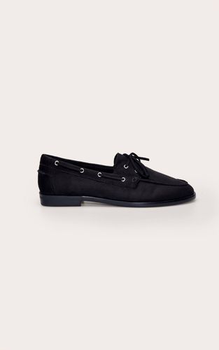 Black Mocassin Bateau À Détail Pompon En Synthétique | Taille 38 - PrettyLittleThing - Modalova