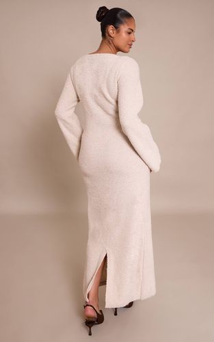 Cream Robe Maxi En Maille Tricotée À Pompons Grande Taille | Taille 2XL - PrettyLittleThing - Modalova