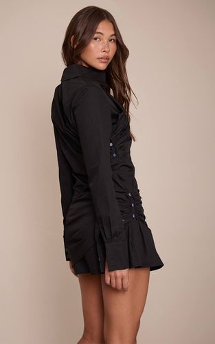Black Robe Chemise En Popeline De Coton À Manches Longues Avec Détail Cache-cœur | Taille 42 - PrettyLittleThing - Modalova
