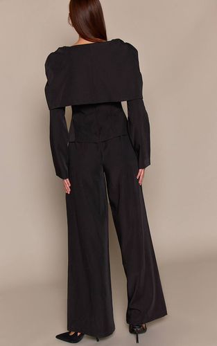 Black Combinaison-pantalon Ajustée Tissée À Manches Longues Avec Boutonnage | Taille 42 - PrettyLittleThing - Modalova