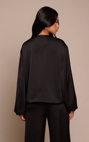 Black Veste Col Montant En Satin Texturé | Taille 32 - PrettyLittleThing - Modalova