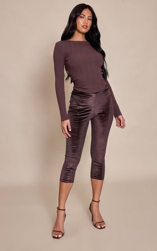 Brown Capri En Velours | Taille 32 - PrettyLittleThing - Modalova