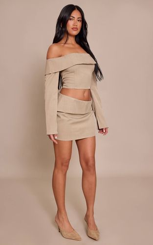 Mini-jupe Coordonnée Ajustée En Sergé À Rabat | Taille 42 - PrettyLittleThing - Modalova