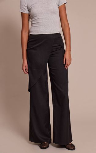 Black Pantalon Cargo Tall Tissé À Détail Cache-cœur | Taille 42 - PrettyLittleThing - Modalova