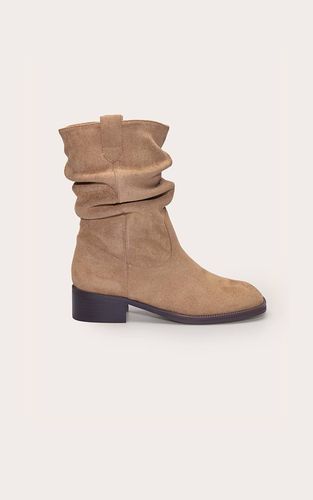 Stone Bottine À Talon Bas En Synthétique Plissée À La Cheville | Taille 36 - PrettyLittleThing - Modalova