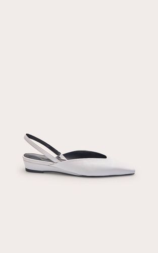 Cream Mule Compensée À Petit Talon Avec Bout Ciselé | Taille 38 - PrettyLittleThing - Modalova