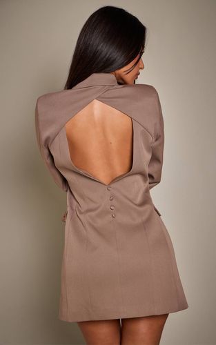 Mocha Robe Blazer Cintrée Tissée Avec Détail Boutons Au Dos | Taille 42 - PrettyLittleThing - Modalova
