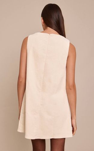 Cream Robe Droite Ample Col Bateau En Velours Côtelé | Taille 42 - PrettyLittleThing - Modalova
