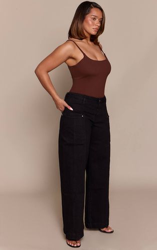 Black Jean Évasé À Détails De Coutures Sculptant | Taille 36 - PrettyLittleThing - Modalova