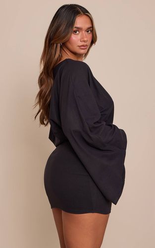 Black Robe Épaules Dénudées Ajustée Toucher Doux | Taille 42 - PrettyLittleThing - Modalova