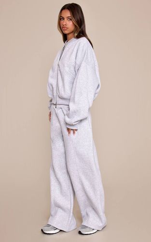 Ash Grey Jogging Taille Asymétrique Petite | Taille Large - PrettyLittleThing - Modalova