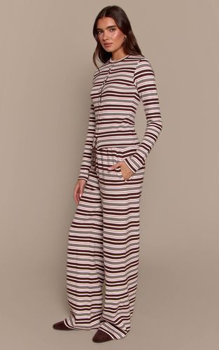 Brown Pantalon De Jogging Large À Rayures Toucher Doux | Taille 42 - PrettyLittleThing - Modalova