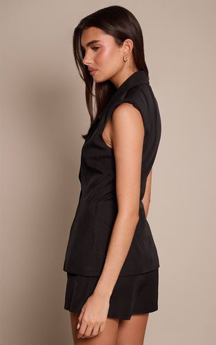 Black Combi-short Sans Manches À Boutonnage | Taille 42 - PrettyLittleThing - Modalova