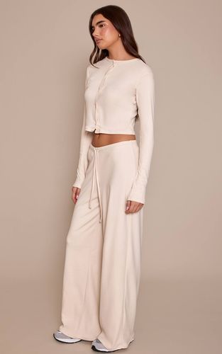 Cream Ensemble Coordonné Pantalon Toucher Doux À Taille Élastiquée | Taille 42 - PrettyLittleThing - Modalova