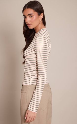 Khaki Haut Ajusté À Manches Longues En Maille Côtelée Douce Avec Détails Rayés | Taille 32 - PrettyLittleThing - Modalova