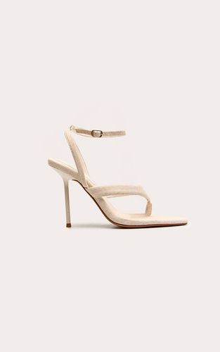 Cream Sandales À Talon Avec Bride Orteil Effet Lin | Taille 38 - PrettyLittleThing - Modalova